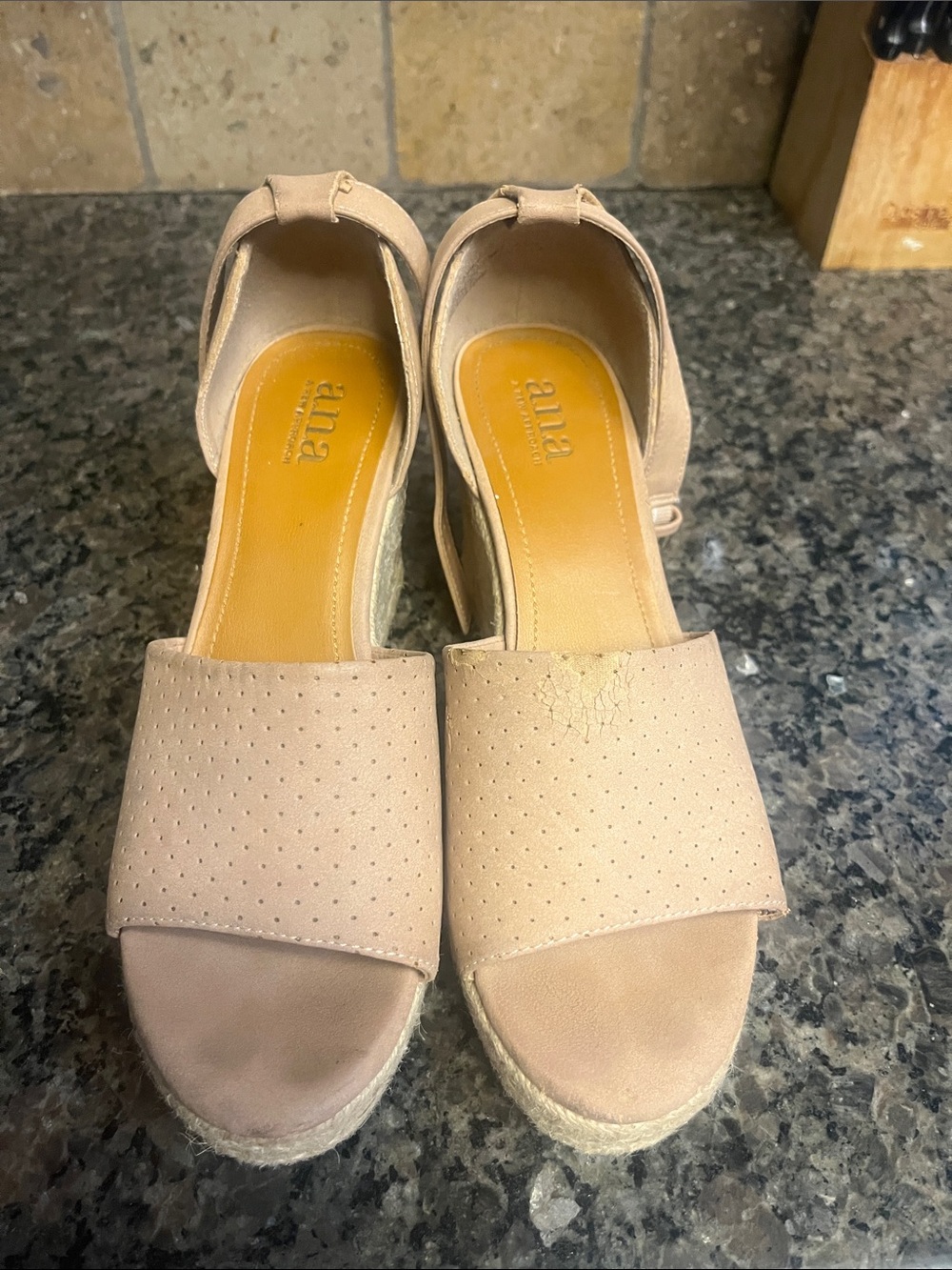 A.n.a Neutral Tan Open-Toe Espadrille Sandals 8